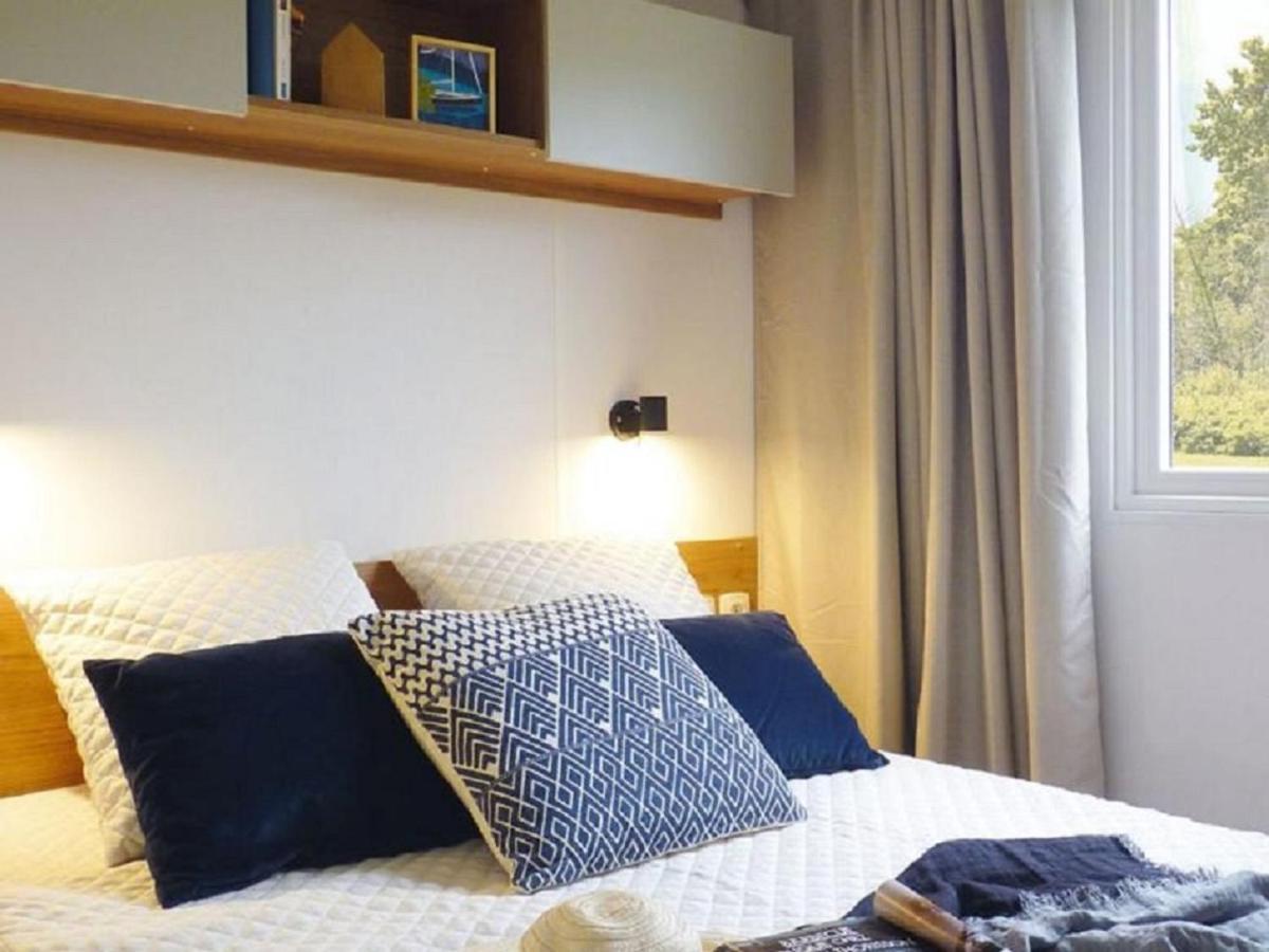 Chalet Op Camping Lauwersoog Met 3 Slaapkamers En Vaatwasser - Joycasa Extérieur photo